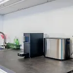 Whats-app Self-check-in - Studio, 5 Minutes To Center *