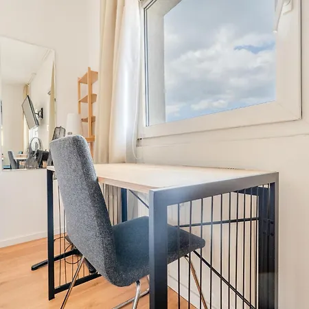 Apartamento Whats-app Self-check-in - Studio, 5 Minutes To Center *