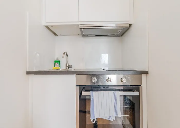 Whats-app Self-check-in - Studio, 5 Minutes To Center Apartamento *